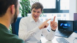 Bjoern Schmidt 在罗德与施瓦茨