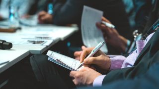 罗德与施瓦茨招贤纳士投票