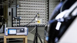 白皮书：利用雷达传感器和电磁干扰测试自动化 adas 测试系统