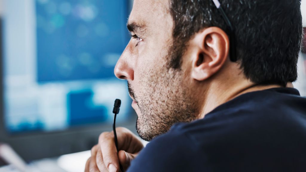 White paper: R&S®Series5200 air traffic control radios
