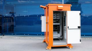 Mobile radio stations