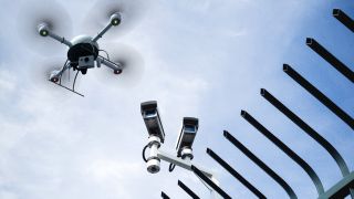 HSU/UniBw H and ipoque, a Rohde & Schwarz company, collaborate to detect unauthorized UAS by analyzing patterns within vast 5G network data streams. (Image: Rohde & Schwarz) HSU/UniBw H and ipoque, a Rohde & Schwarz company, collaborate to detect unauthorized UAS by analyzing patterns within vast 5G network data streams. (Image: Rohde & Schwarz)