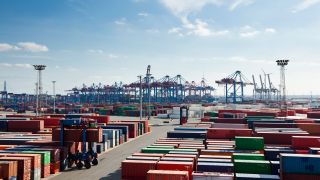 Coexistence of public and private 5G TDD networks