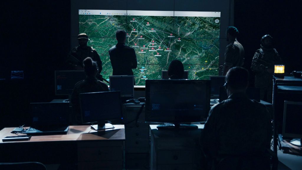 Providing situational awareness Providing situational awareness