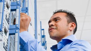 R&S®Series4200 机架集成