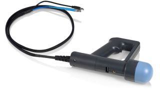 R&S®HE800-PA 带前置放大器的手持式定向天线