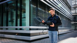 使用 R&S®HE400UWB 进行干扰查找