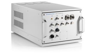 R&S®UMS300 紧凑型监测和定位系统 R&S®UMS300 紧凑型监测和定位系统