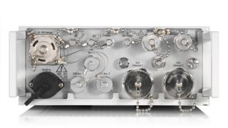 R&S®UMS400 Universal monitoring system  R&S®UMS400 Universal monitoring system