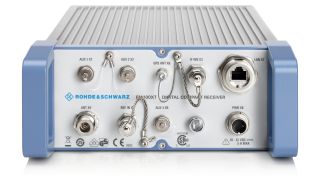 R&S®EM100XT 紧凑型数字接收机 R&S®EM100XT 紧凑型数字接收机
