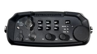 R&S®PR100 便携式接收机 R&S®PR100 便携式接收机