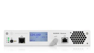 R&S®Series5200 用于语音和数据通信的空中交通管制电台 R&S®Series5200 用于语音和数据通信的空中交通管制电台