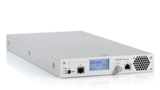 R&S®Series5200 用于语音和数据通信的空中交通管制电台 R&S®Series5200 用于语音和数据通信的空中交通管制电台