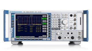 r&s®fsq signal analyzer