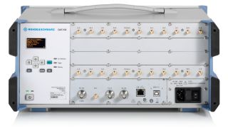 R&S®QAT100 高级天线阵列 R&S®QAT100 高级天线阵列