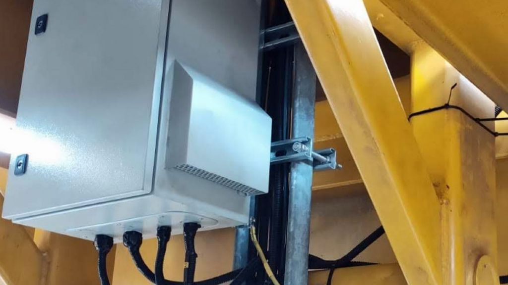 Housing for the R&S®TSMA6 installed inside the AGV