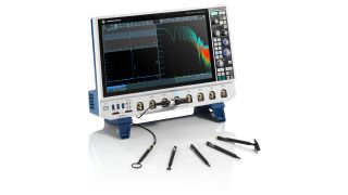 MXO5 配备 HZ-15 探头