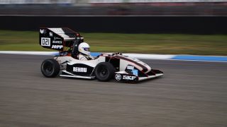 案例研究：快速调试电动汽车