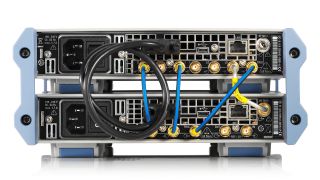 R&S®SGU100A SGMA 上变频器