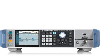 r&s®sma100b 射频和微波信号发生器