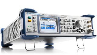 R&S®SMB100A 微波信号发生器