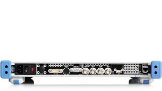 R&S®SFE100 test transmitter R&S®SFE100 test transmitter