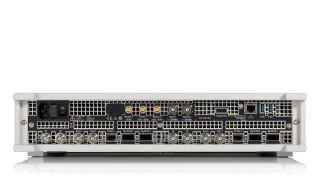 R&S®SFI100A 宽带中频矢量信号发生器 R&S®SFI100A 宽带中频矢量信号发生器