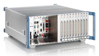 基于 CompactPCI 和 PXI 的 R&S®CompactTSVP 测试系统通用平台
