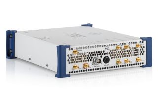 R&S®CMXHEAD50 适用于信令应用的 50 GHz 射频拉远头