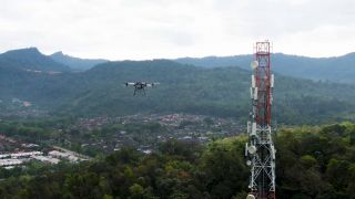 R&S®Aerial Monitoring System (AMS) R&S®Aerial Monitoring System (AMS)